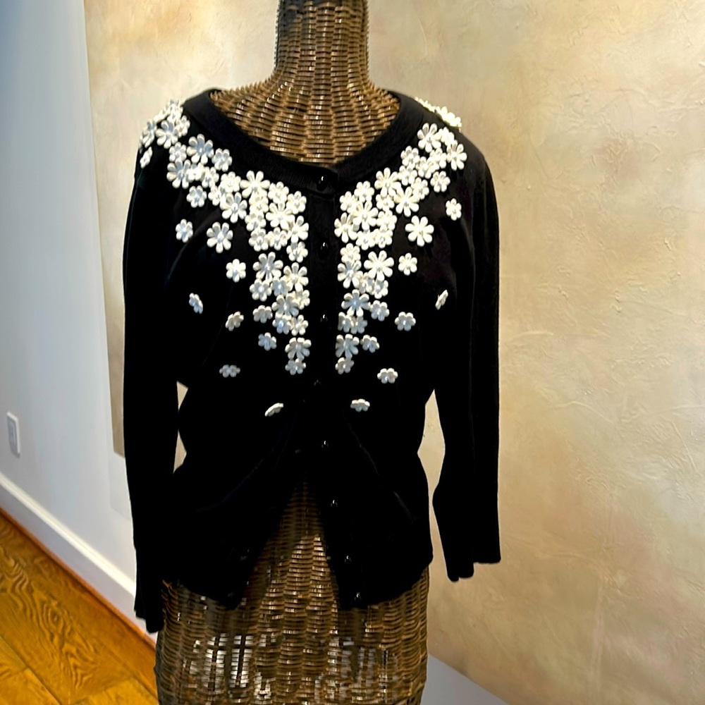 Vintage Kate Spade daisy cardigan